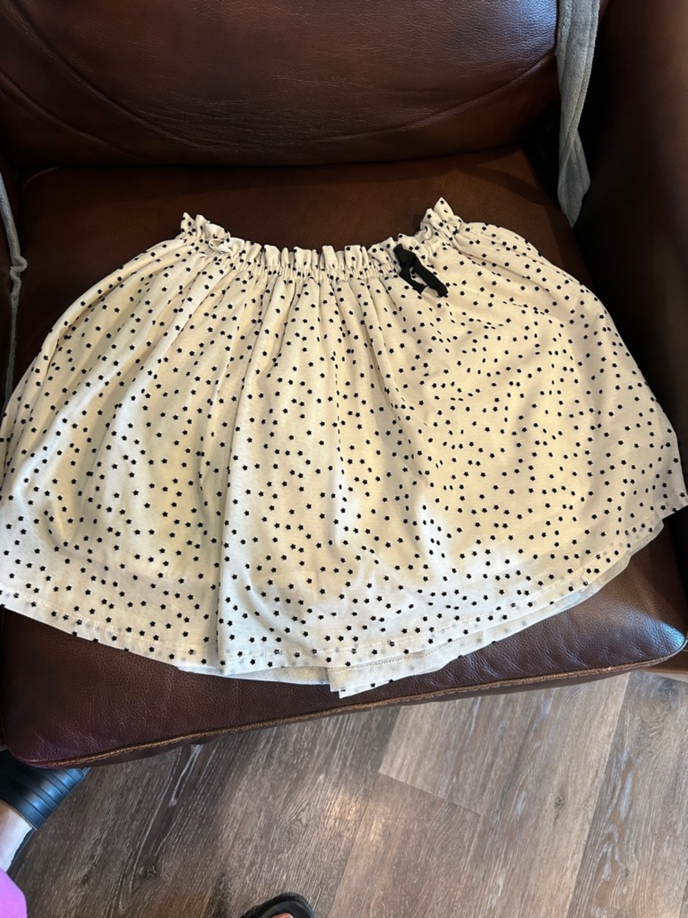 Girls’ Elastic Waist Skirt - Cream with Black Stars